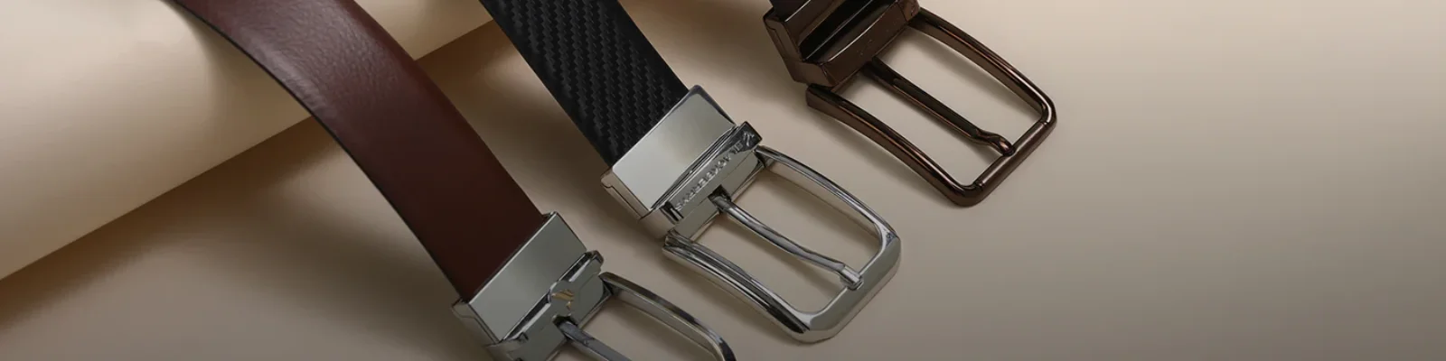 معرفی انواع سگک کمربند | راهنمای خرید کمربند کلاسیک، اسپرت و برزنتی